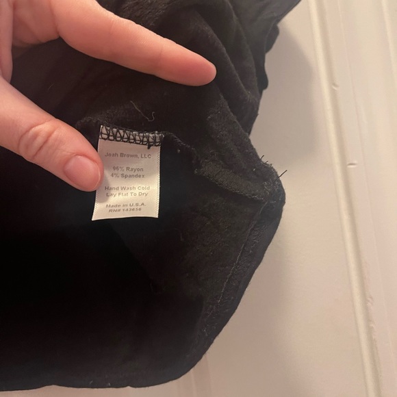 JOAH BROWN Queen Crop Hacci Tee Black O/S GUC - Picture 9 of 10